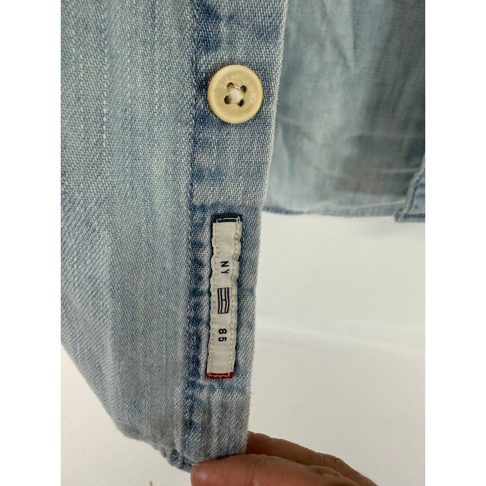 Tommy Hilfiger Women’s Button Down Vintage Light Blue Size XS Y2K - Picture 3 of 4